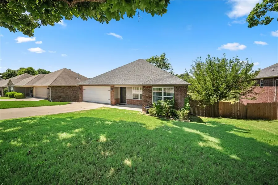 6257 Cord Avenue, Springdale, AR 72762 - #2