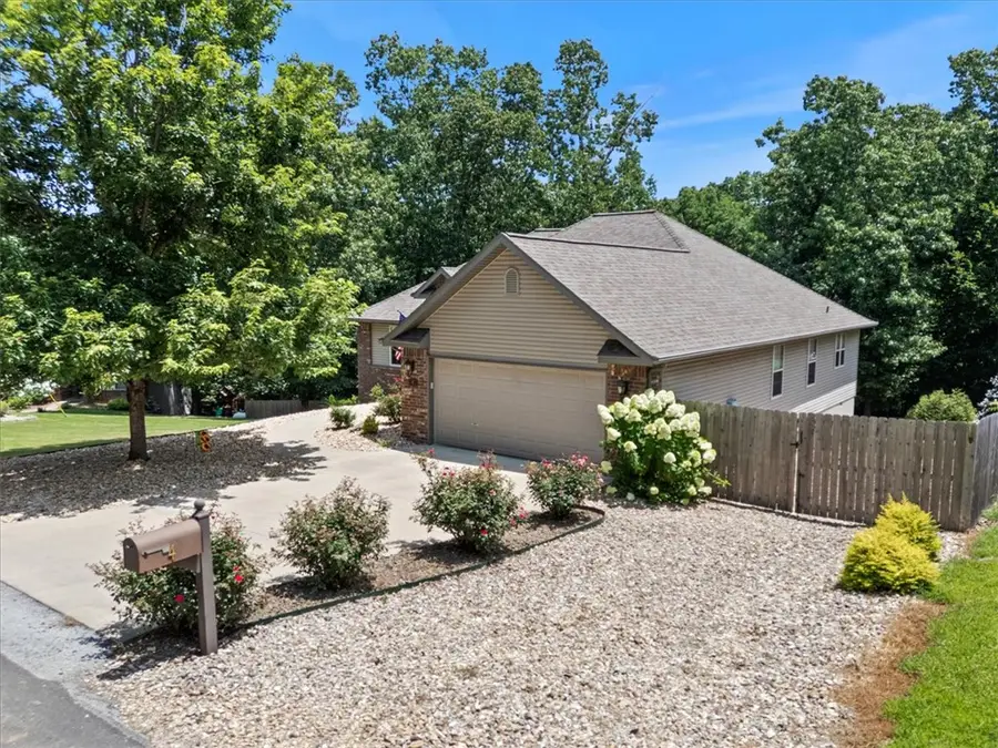 4 Brougham Lane, Bella Vista, AR 72714 - #3