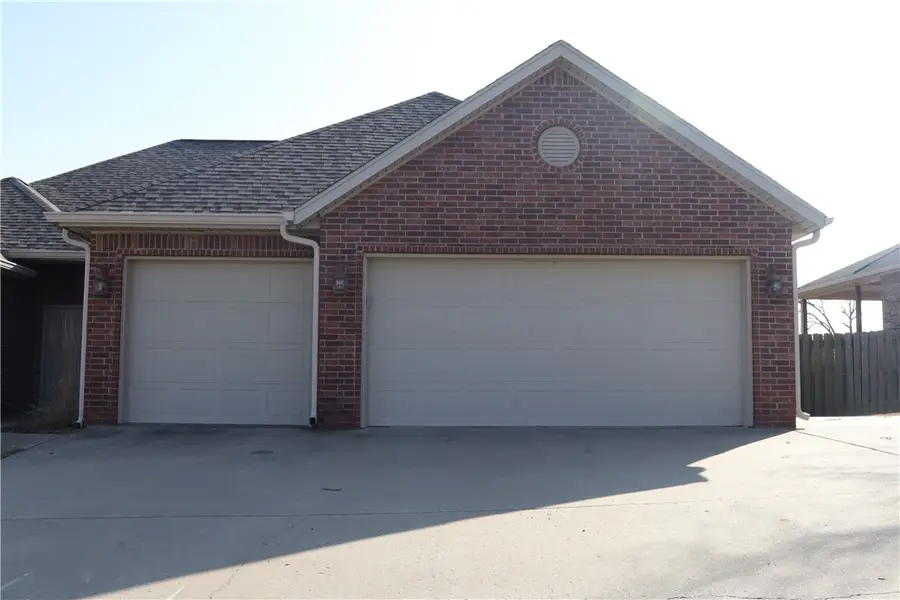 500 Halleck Coach Road, Centerton, AR 72719 - #2
