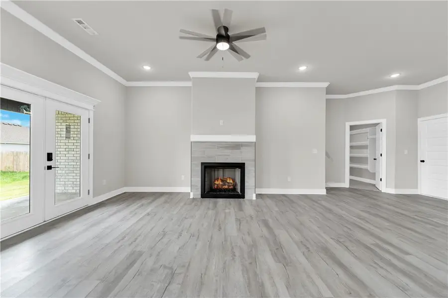 3251 E Kenwood Street, Siloam Springs, AR 72761 - #3