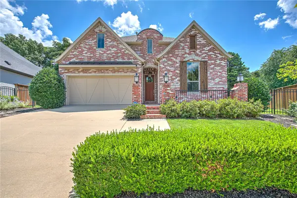 1716 Rutherford Avenue, Fayetteville, AR 72703