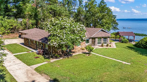 10101 Lakeshore Loop, Dardanelle, AR 72834