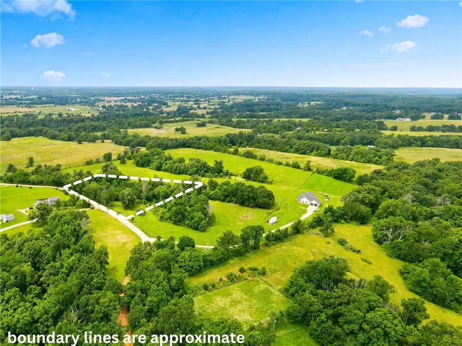 Lucas Lane, Pea Ridge, AR 72751 - #2