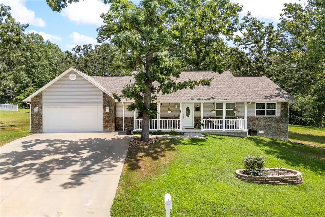 6105 Oak Leaf Drive, Harrison, AR 72601 - #1