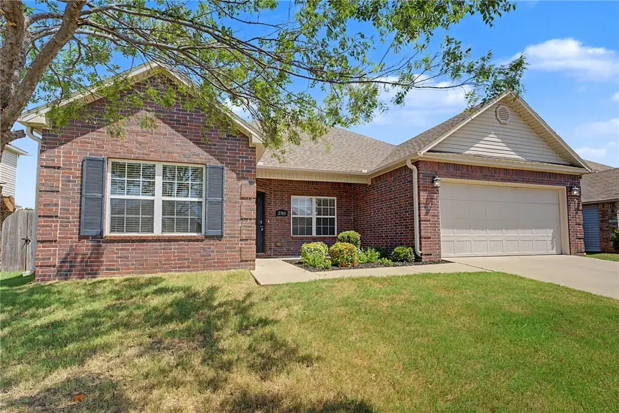 2703 Whispering Woods Court, Lowell, AR 72745 - #2