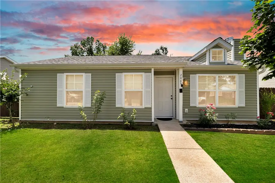208 SE 17th Street, Bentonville, AR 72712 - #3