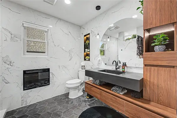 3205 NW Alberta Street, Bentonville, AR 72712