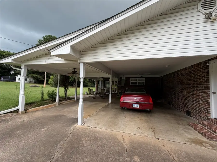 704 Vine Street, Clarksville, AR 72830 - #3