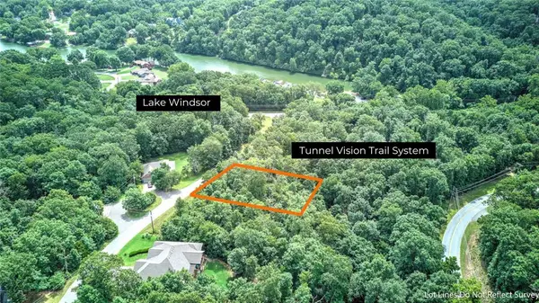 -- Judy Drive, Bella Vista, AR 72715