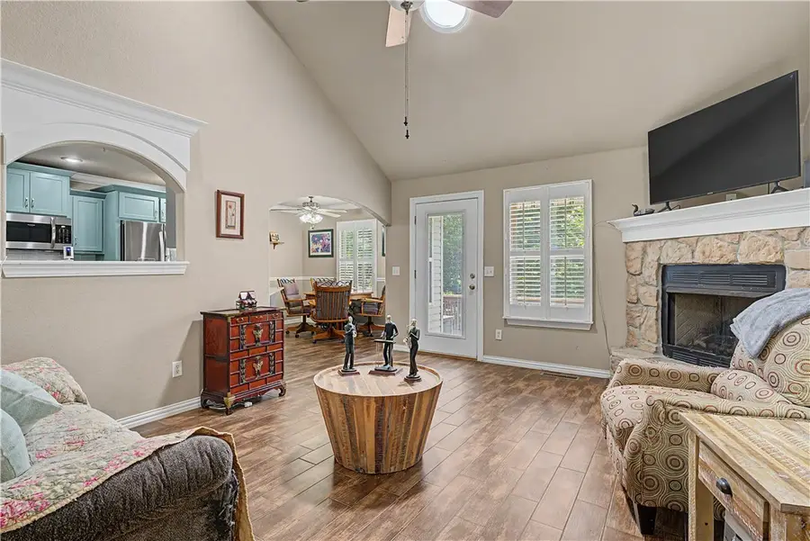 5 Queensborough Drive, Bella Vista, AR 72715 - #3