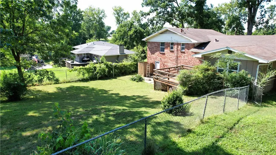 501 NW 9th Street, Bentonville, AR 72712 - #3