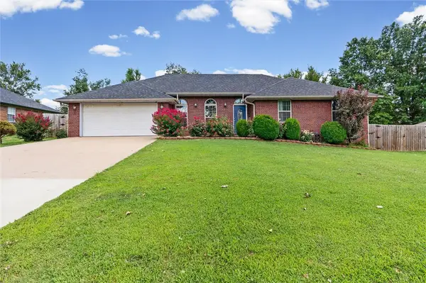 1109 Mockingbird Lane, Siloam Springs, AR 72761