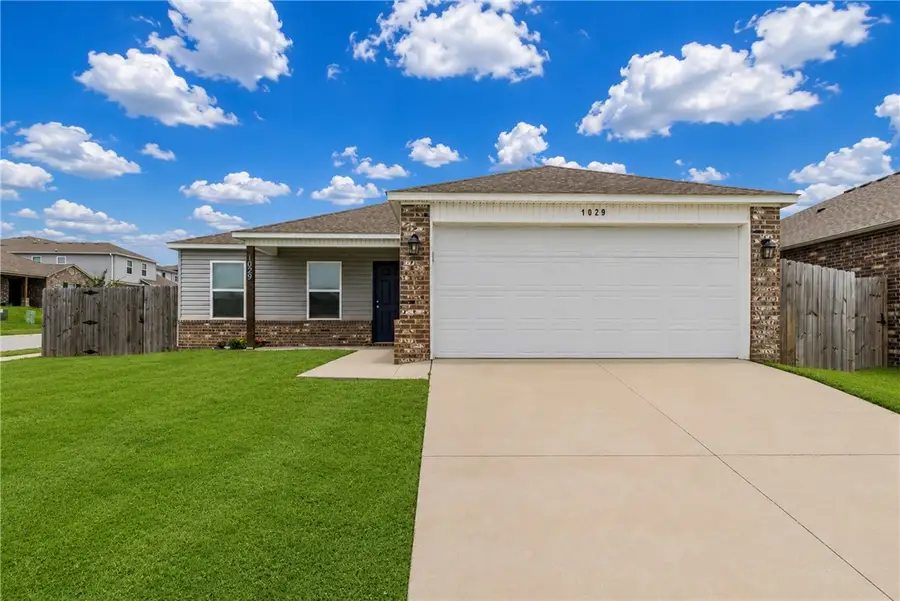 1029 S Brambling Lane, Fayetteville, AR 72701 - #2