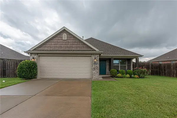 4430 W Anthem Drive, Fayetteville, AR 72704