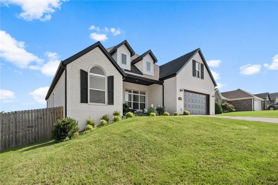 6048 W Quinn Street, Fayetteville, AR 72704 - #3