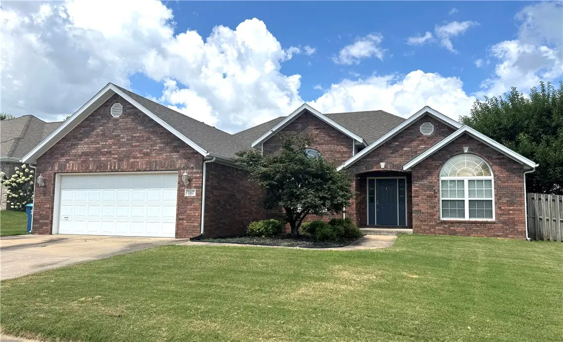 702 Maidstone Avenue, Bentonville, AR 72712 - #1