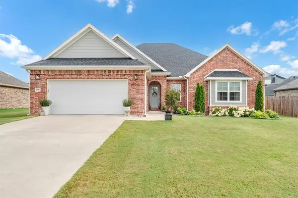 1296 Marcello Avenue, Tontitown, AR 72762