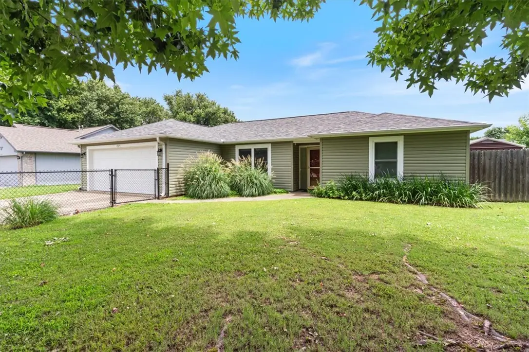 1375 Justin Court, Siloam Springs, AR 72761 - #1