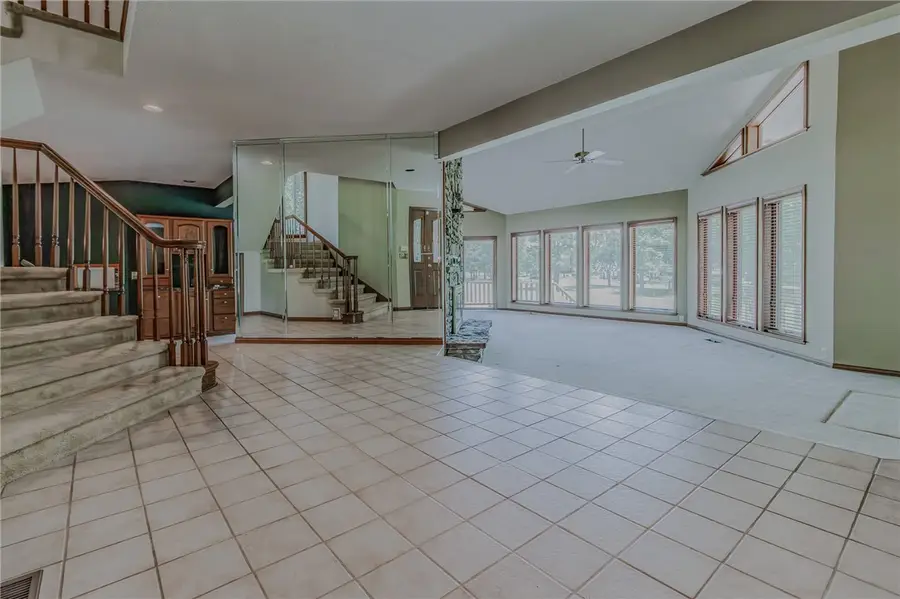 4401 Bogey Drive, Springdale, AR 72764 - #3
