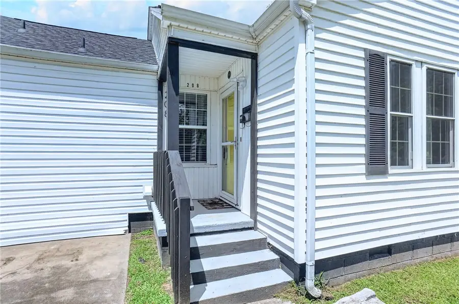 208 S Laredo Avenue, Russellville, AR 72801 - #2