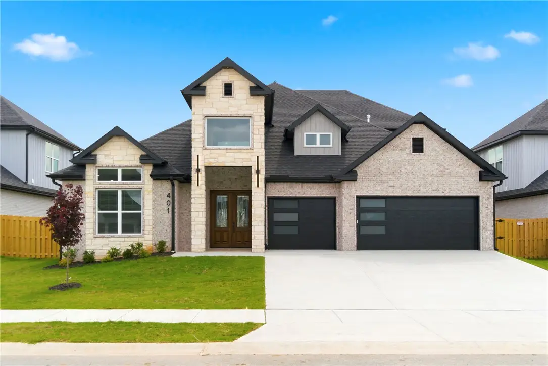 401 Hedge Drive, Centerton, AR 72719 - #1
