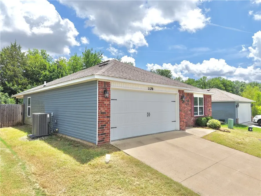 1170 S Kingfisher Lane, Fayetteville, AR 72701 - #3