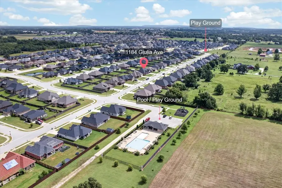 1184 Giulia Avenue, Tontitown, AR 72762 - #3