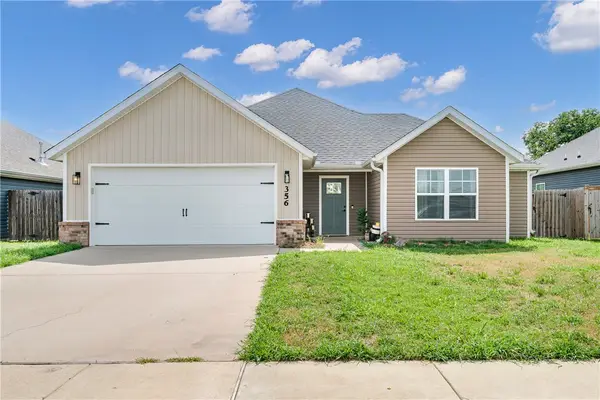 356 Miles Avenue, Gentry, AR 72734