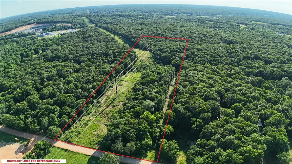 9399 Spring Valley Road, Gravette, AR 72736 - #1
