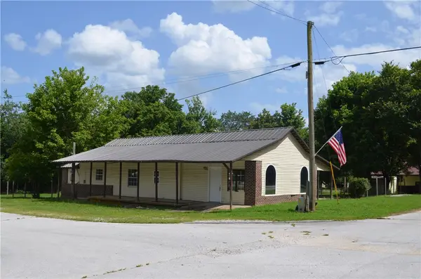 12086 Reich Street, Everton, AR 72633