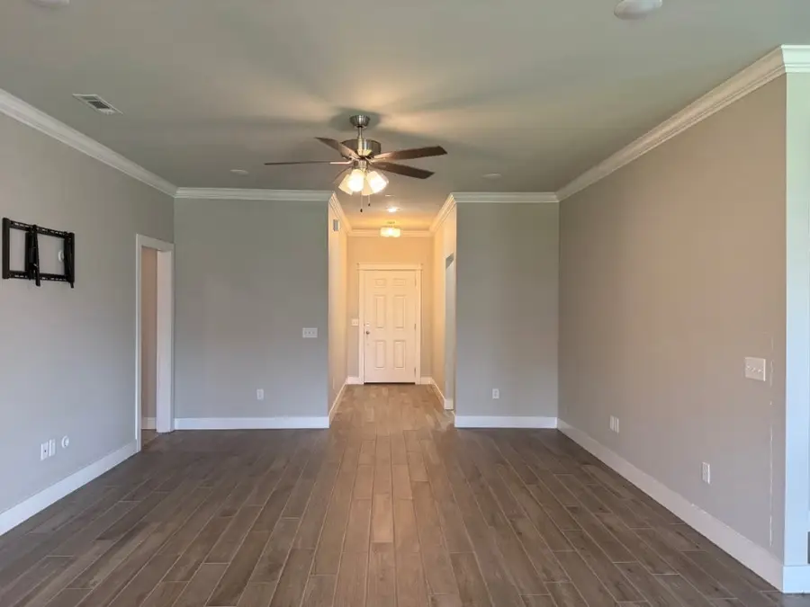 956 Sugar Pine Street, Tontitown, AR 72762 - #2