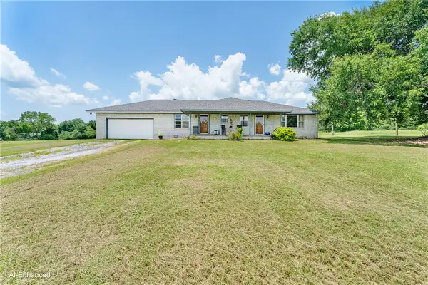 8807 Hwy 282, Alma, AR 72921