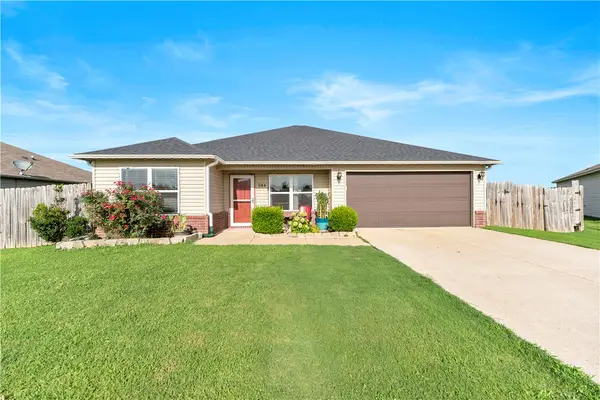 844 NW Evans Circle, Bentonville, AR 72713