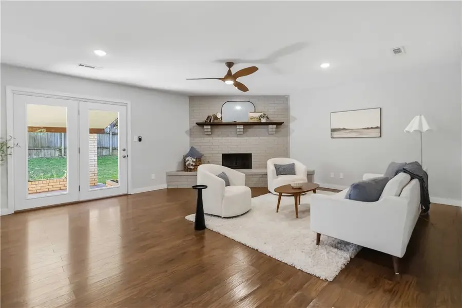 2741 E Ferguson Avenue, Fayetteville, AR 72703 - #3