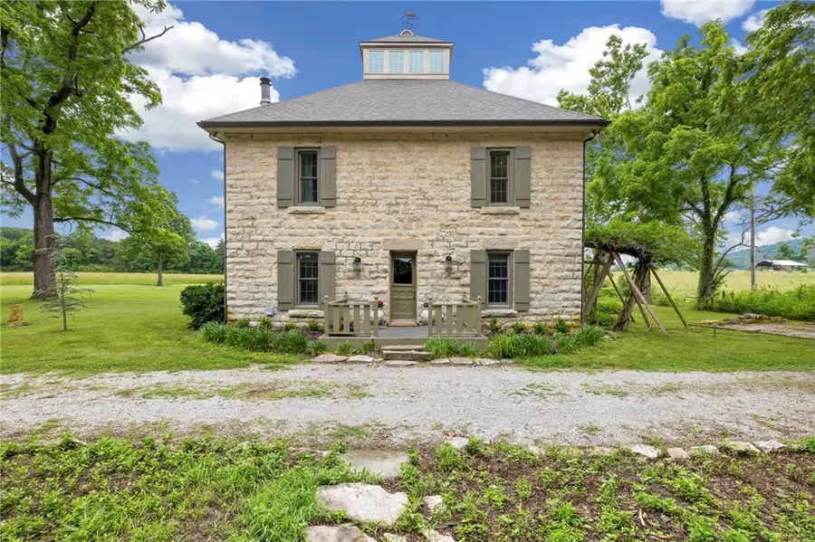 2597 County Road 327, Berryville, AR 72616 - #2