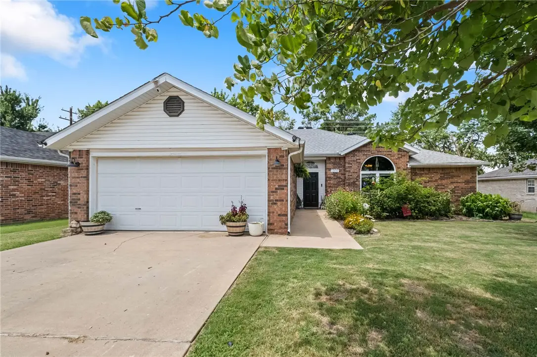 1300 N 37th Street, Rogers, AR 72756 - #1