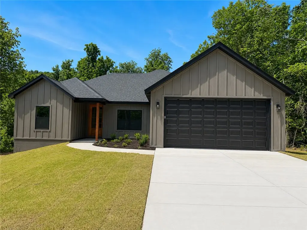 2 Mcgaugh Place, Bella Vista, AR 72714 - #1