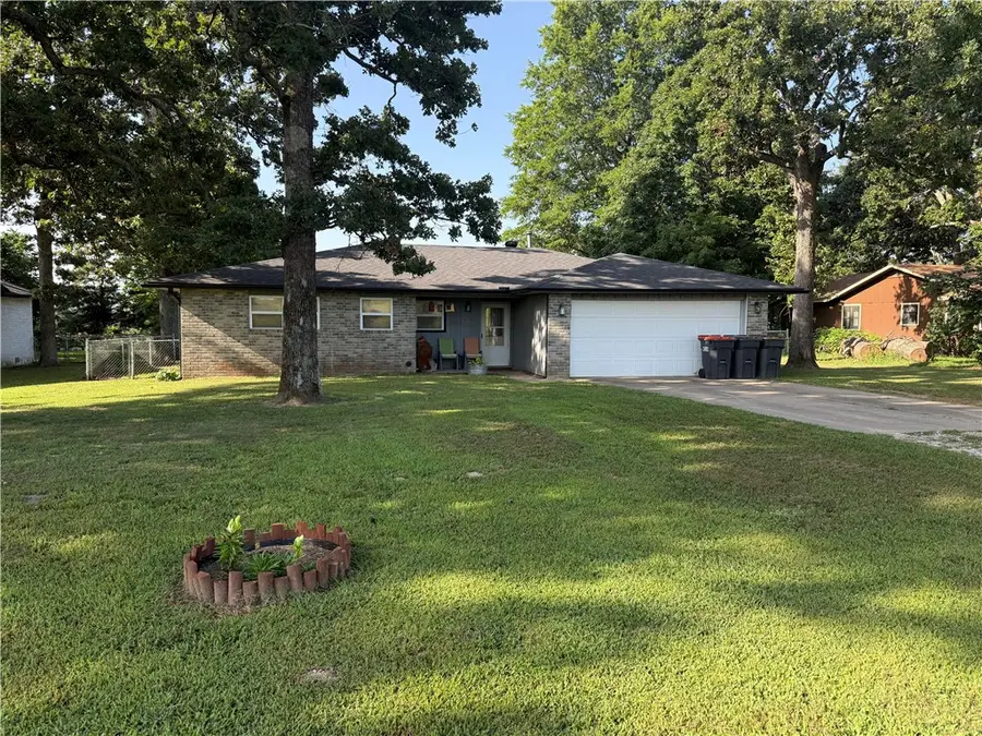 3655 Julio Road, Springdale, AR 72764 - #3