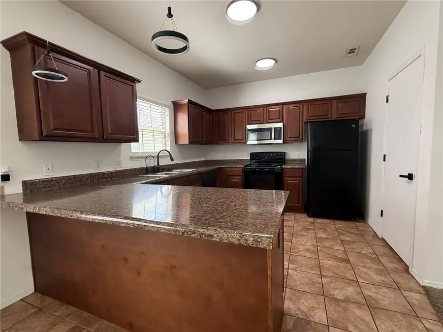 3115 W Old Farmington Road, Fayetteville, AR 72704 - #3