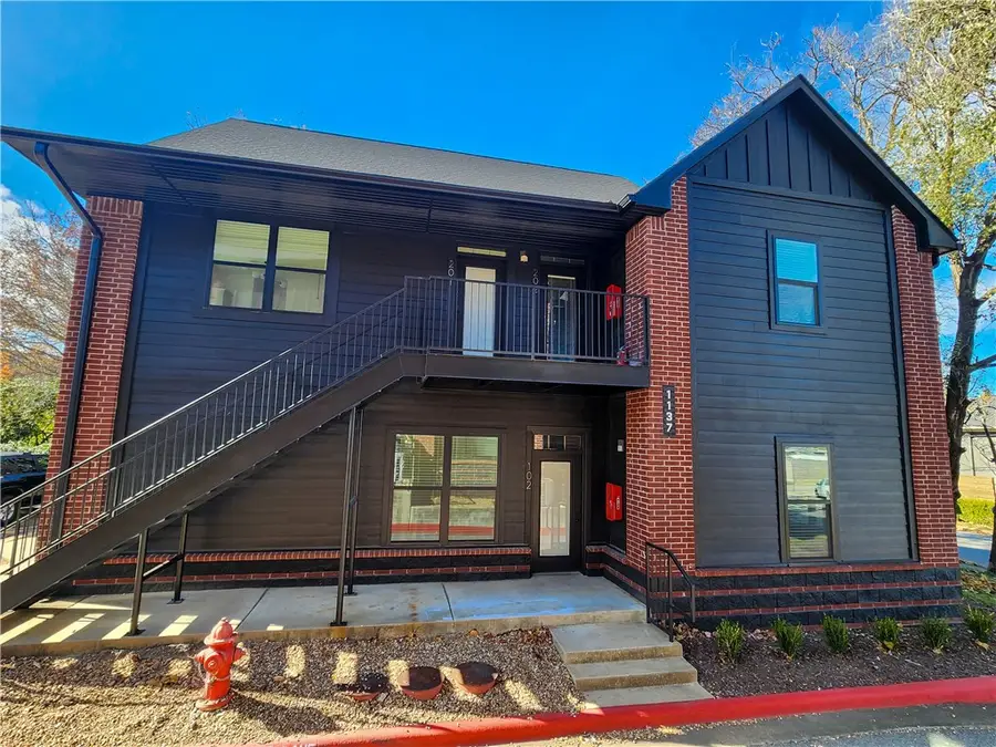 1137 N Leverett Avenue #101, Fayetteville, AR 72703 - #2