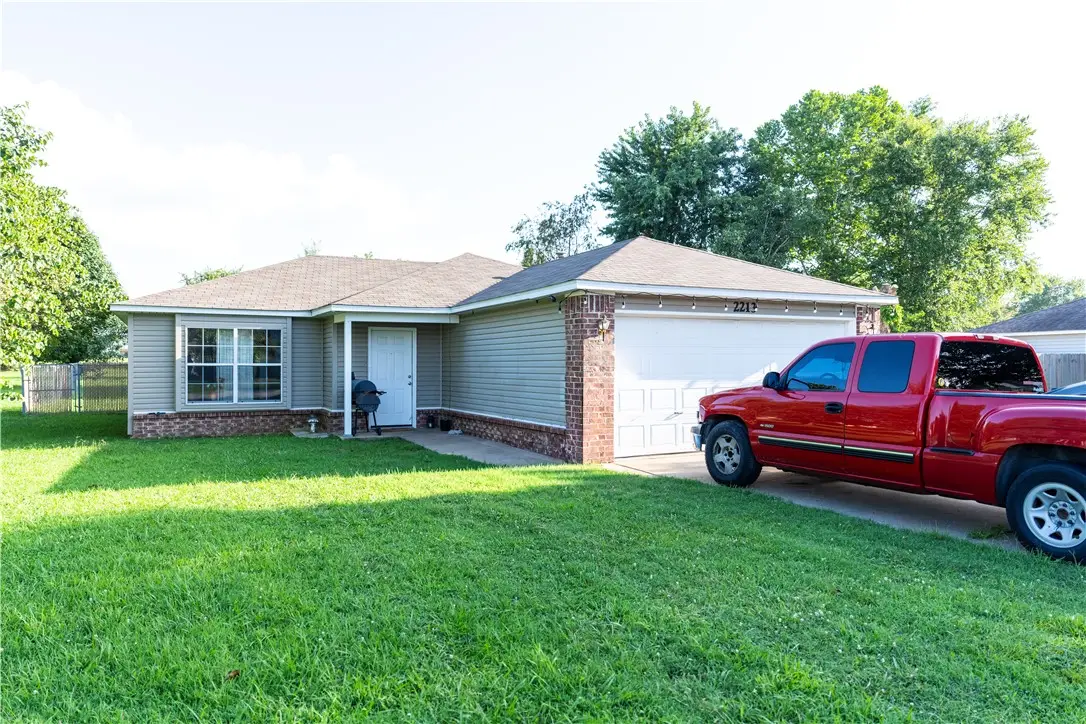 2213 Harvey Wakefield Avenue, Pea Ridge, AR 72751 - #1