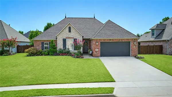 6505 S 36th Street, Rogers, AR 72758