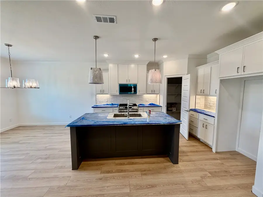 2117 Porter Street, Pea Ridge, AR 72751 - #2