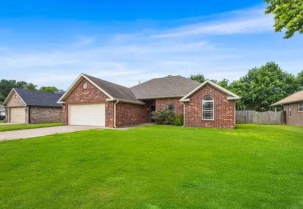 2881 N Bermuda Avenue, Fayetteville, AR 72704