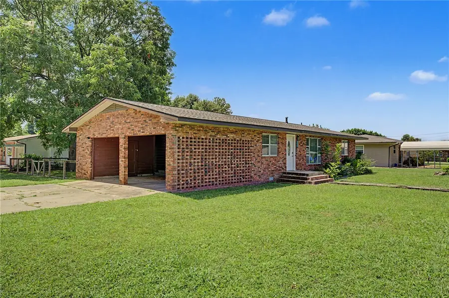 263 Van Dorn Street, Pea Ridge, AR 72751 - #2