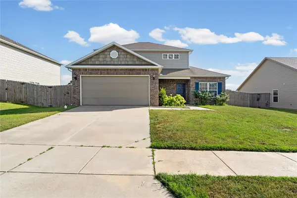 2503 Hickory Wood Avenue, Lowell, AR 72745