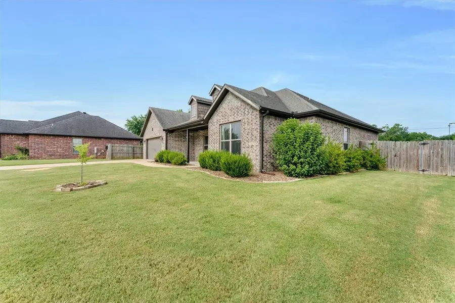 2289 Stonemill Drive, Fayetteville, AR 72701 - #2