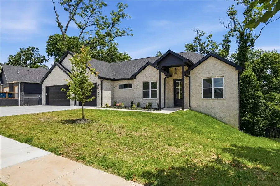 1421 Lee Street, Pea Ridge, AR 72751 - #3