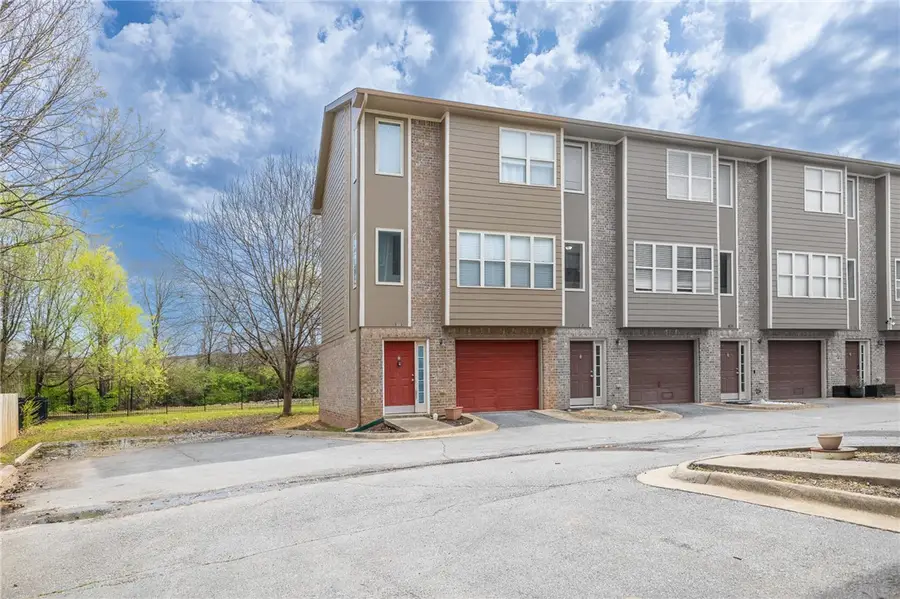 1882 N Scull Creek Drive, Fayetteville, AR 72703 - #3