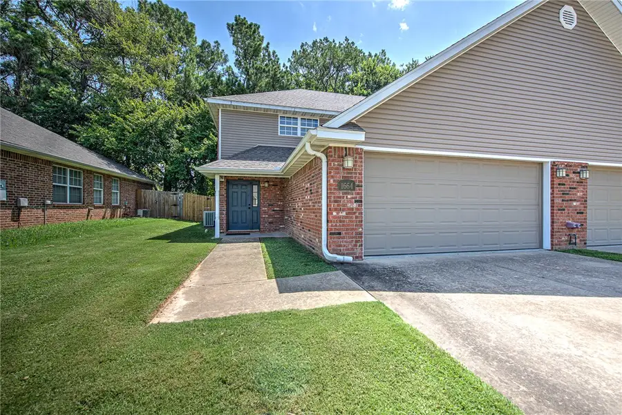 1662 & 1664 Evening Shade Drive, Fayetteville, AR 72703 - #2